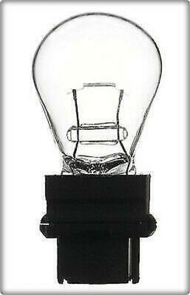 1 St.  Glühlampe 12V 32CP W2,5x16d ; US 3156; Spahn